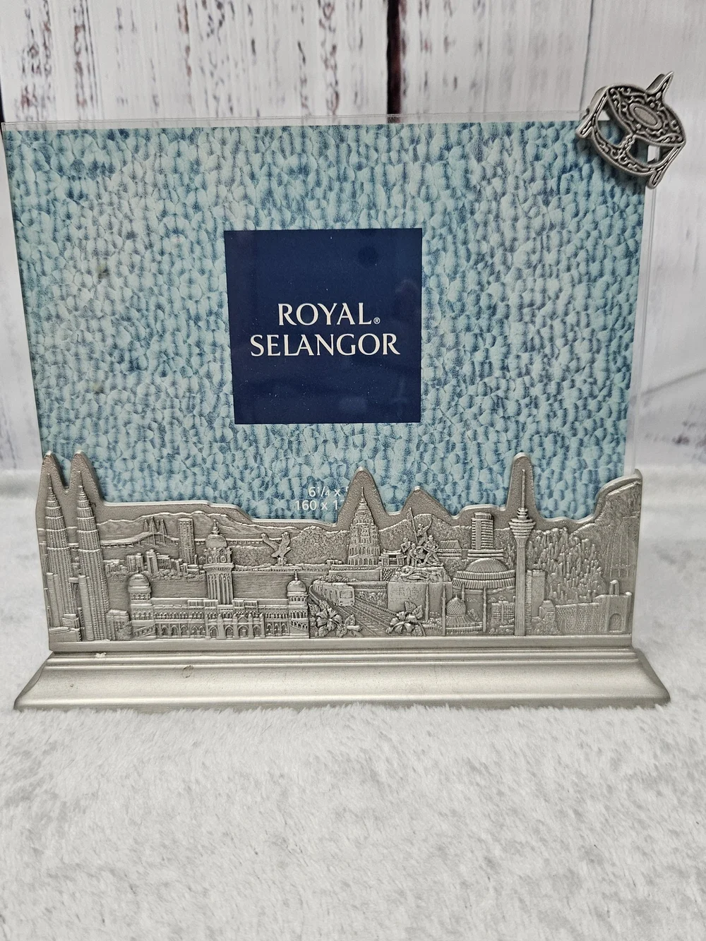 Silver Skyline Picture Frame - Silver